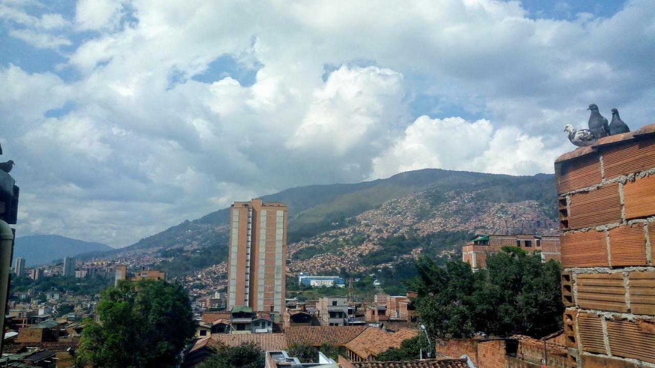 Habitación cerca al centro Medellín Exterior foto